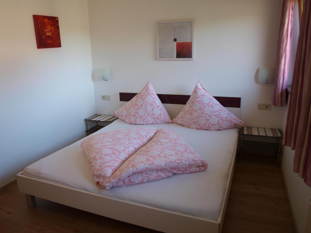 Ferienwohnungen Sommavilla Fulpmes Δωμάτιο φωτογραφία